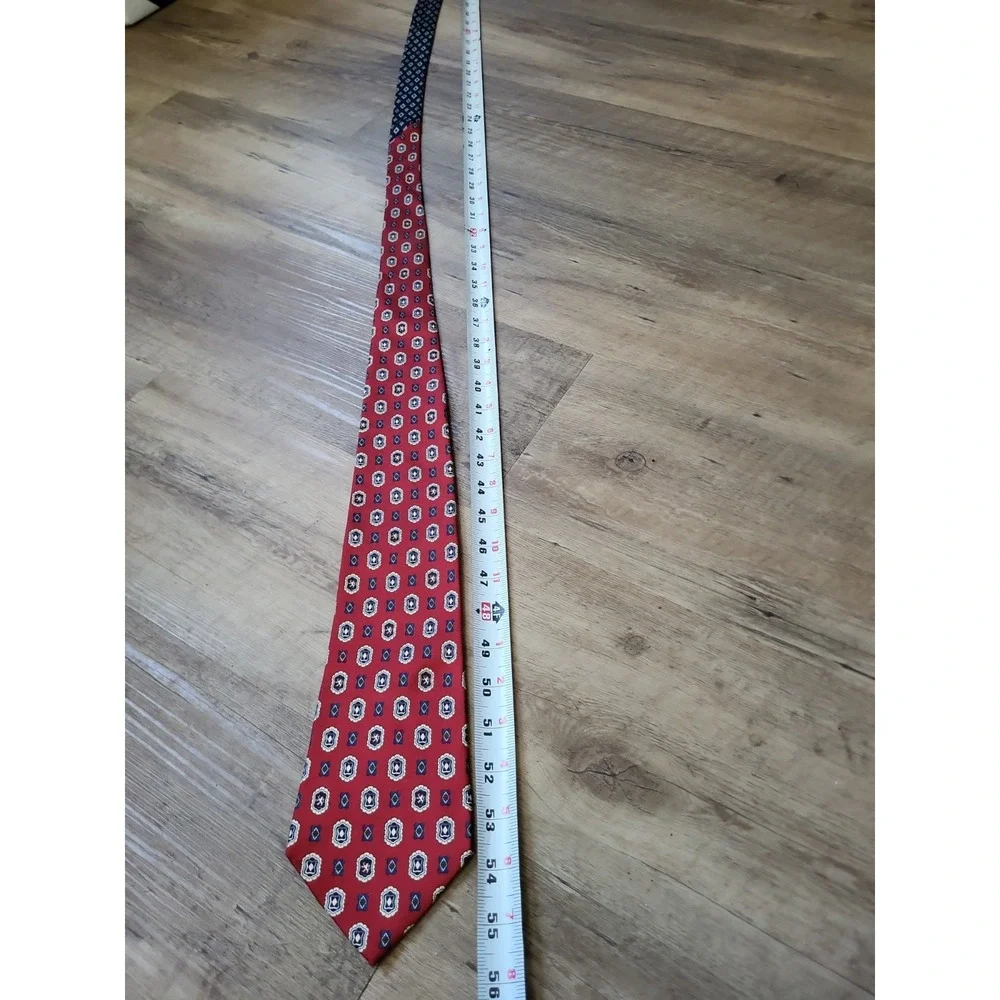 Vintage Red Tommy Hilfiger Crest Italian Silk Tie USA